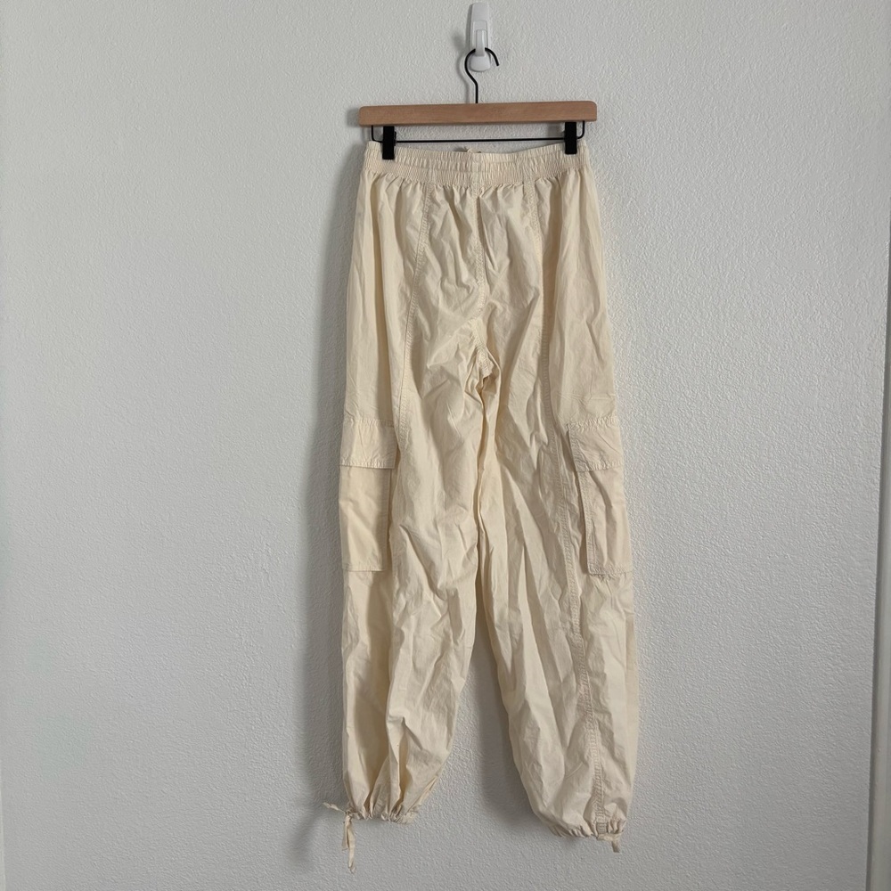 NWT Aerie Women's Size XS Cream High Waisted Go-For-It Baggy Cargo Pants - Picture 5 of 5